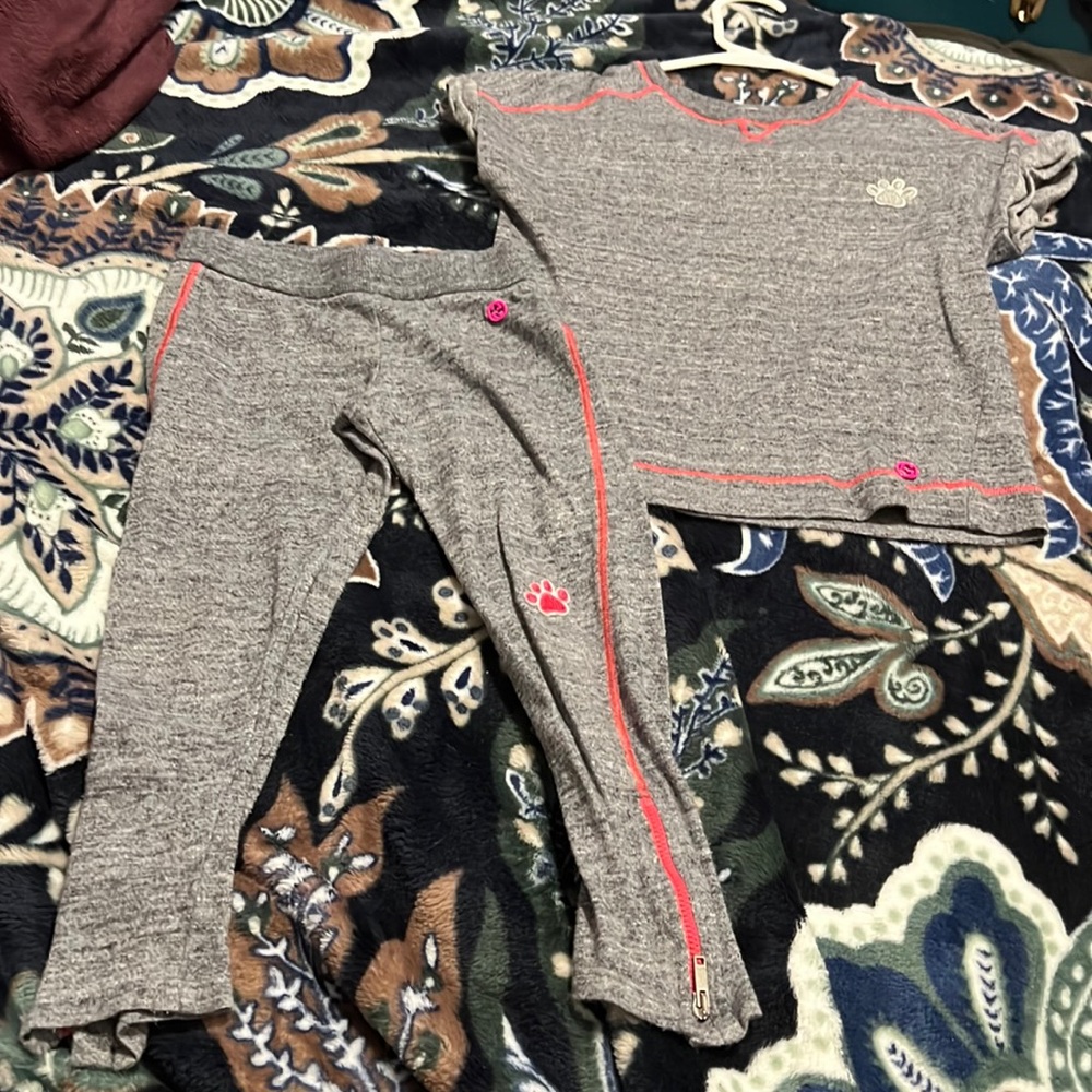 Gucci 2 piece “embellished” size 4
